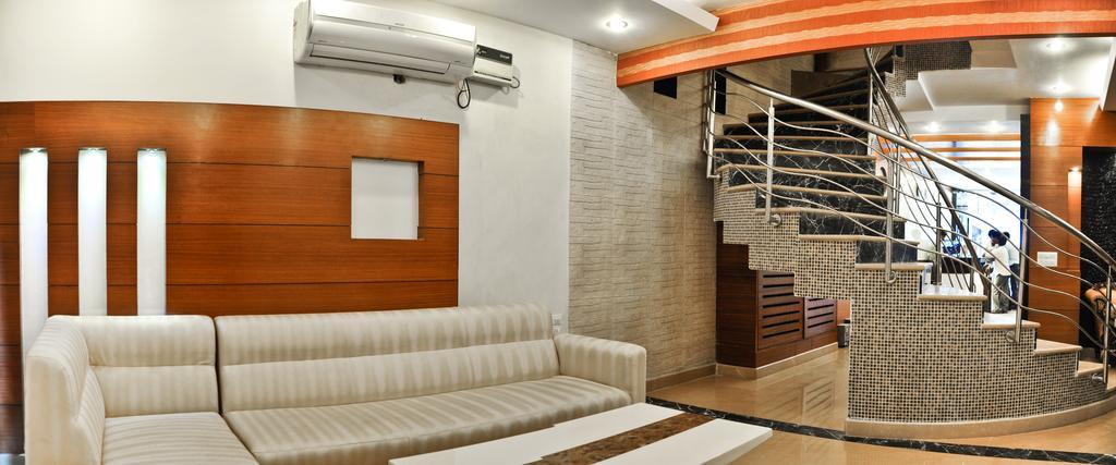 Hotel Vanson Villa - Near Connaught Place New Delhi Exterior photo