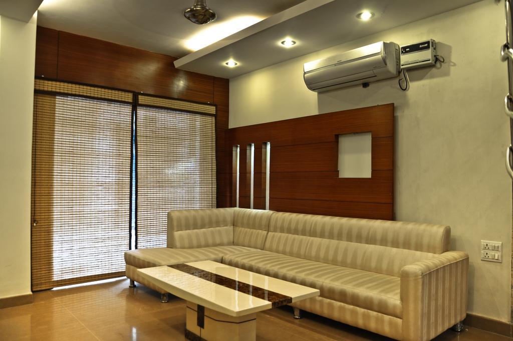 Hotel Vanson Villa - Near Connaught Place New Delhi Exterior photo